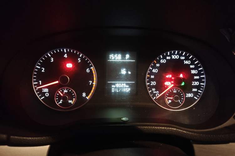 Used Volkswagen Passat 2013 1.8TSI DSG Government Procurement Edition Instrument Cluster