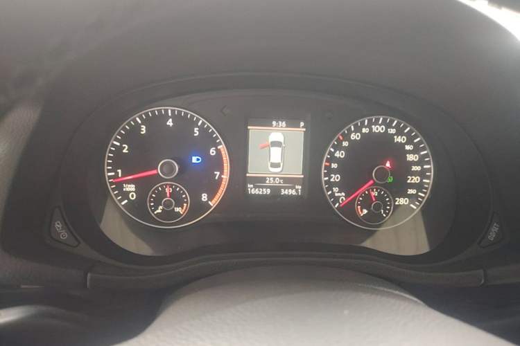 Used Volkswagen Passat 2013 1.8TSI DSG Prestige Edition Instrument Cluster