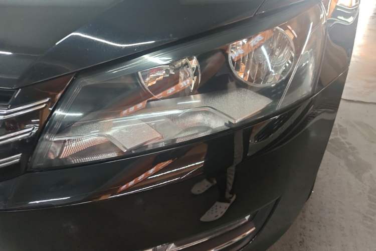 Used Volkswagen Passat 2013 1.8TSI DSG Prestige Edition Left Front Headlight