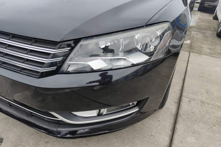 Used Volkswagen Passat 2013 1.8TSI DSG Prestige Edition Left Front Headlight