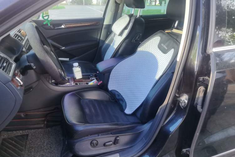 Used Volkswagen Passat 2013 1.8TSI DSG Ultimate Edition Left Front Seat