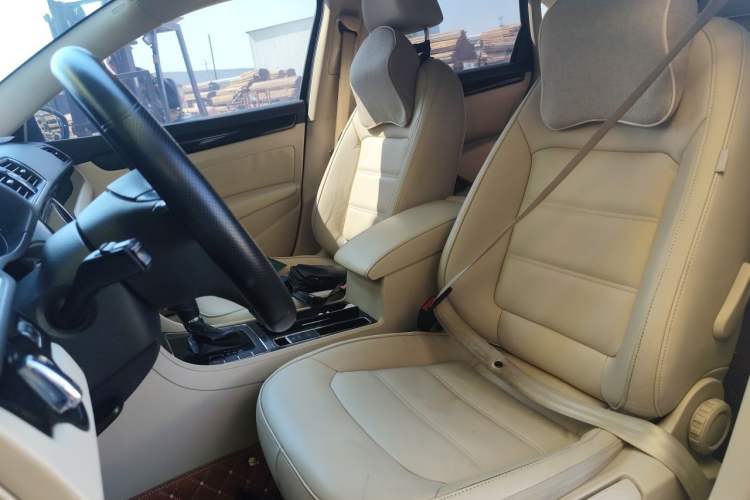 Used Volkswagen Passat 2013 1.8TSI DSG Prestige Edition Left Front Seat