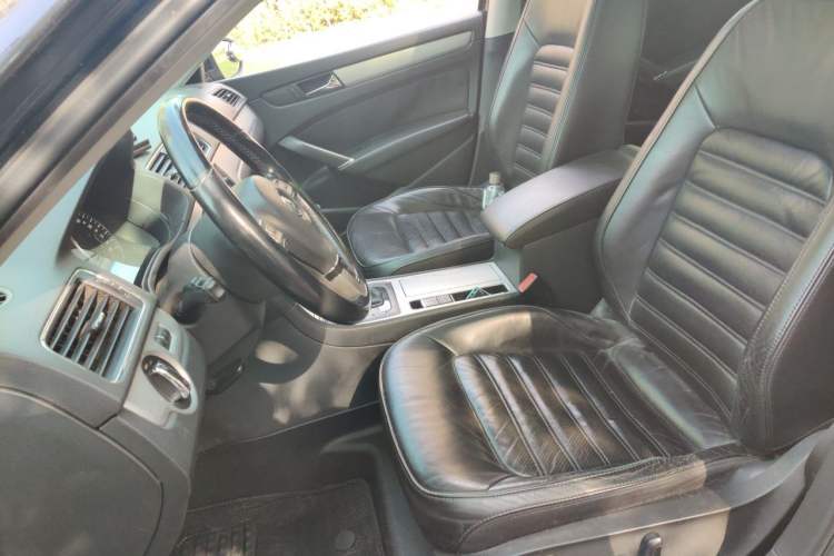 Used Volkswagen Passat 2013 1.8TSI DSG Prestige Edition Left Front Seat