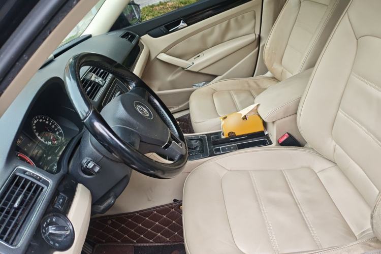 Used Volkswagen Passat 2013 1.8TSI DSG Prestige Edition Left Front Seat