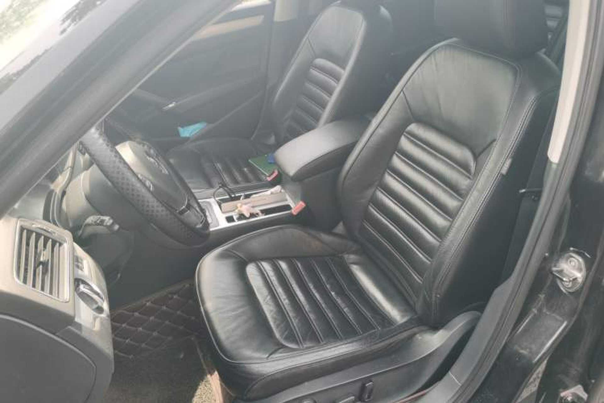 Used Volkswagen Passat 2013 1.8TSI DSG Prestige Edition Left Front Seat