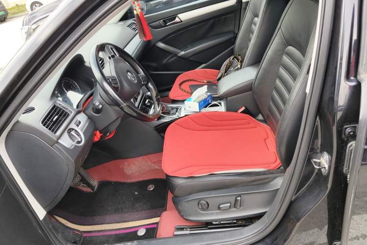 Used Volkswagen Passat 2013 2.0 TSI DSG Prestige Edition Left Front Seat
