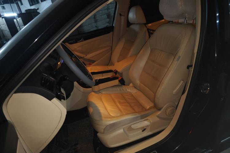 Used Volkswagen Passat 2013 1.8TSI DSG Prestige Edition Left Front Seat
