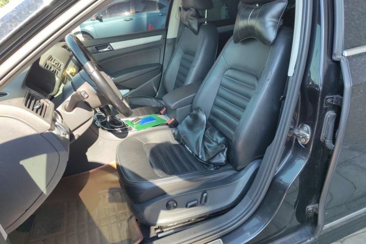 Used Volkswagen Passat 2013 2.0 TSI DSG Prestige Edition Left Front Seat