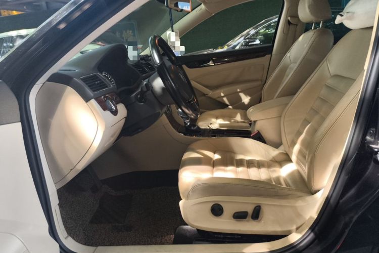Used Volkswagen Passat 2013 1.8TSI DSG Prestige Edition Left Front Seat