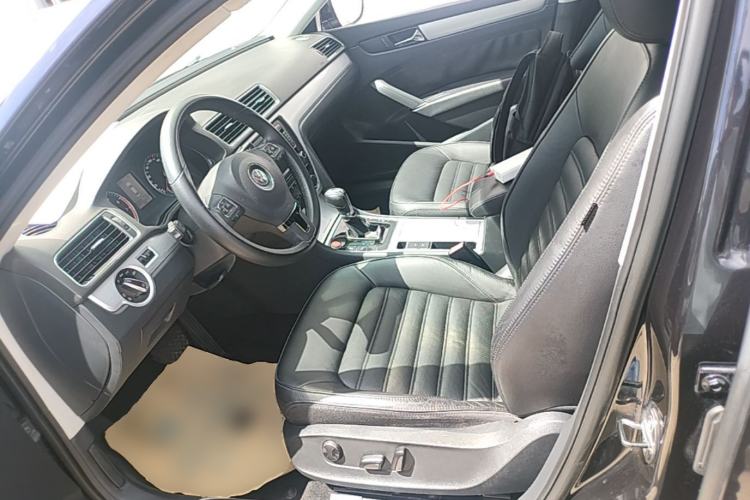 Used Volkswagen Passat 2013 1.8TSI DSG Prestige Edition Left Front Seat