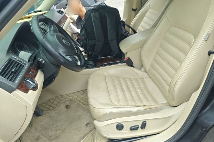 Used Volkswagen Passat 2013 1.8TSI DSG Prestige Edition Left Front Seat