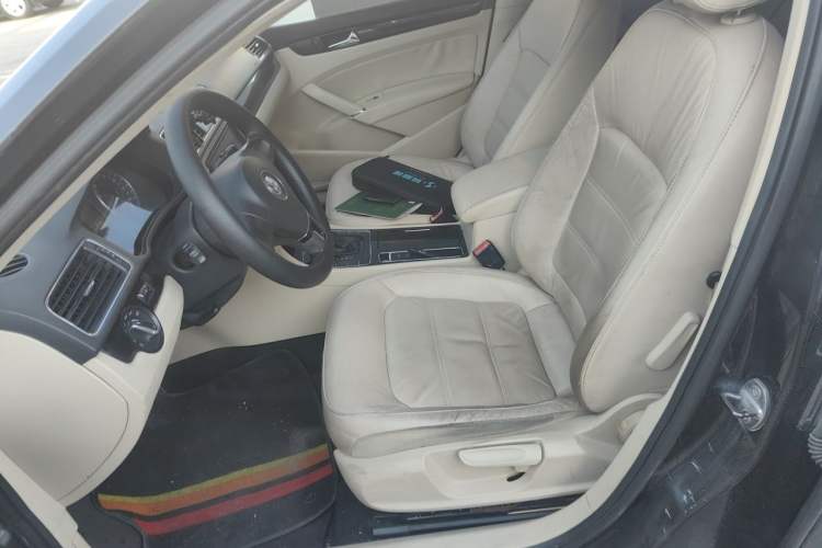 Used Volkswagen Passat 2013 1.8TSI DSG Prestige Edition Left Front Seat
