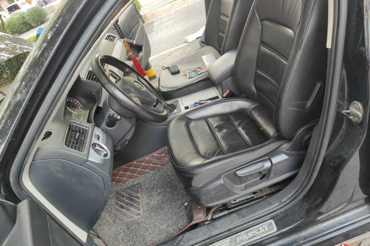Used Volkswagen Passat 2013 1.8TSI DSG Prestige Edition Left Front Seat