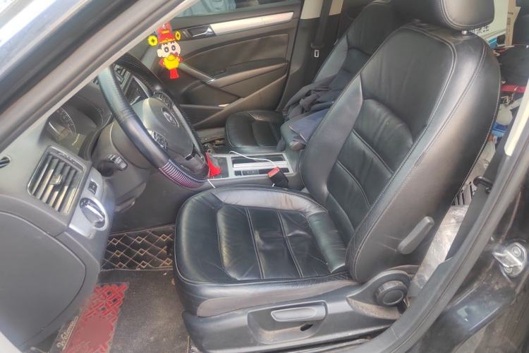 Used Volkswagen Passat 2013 1.8TSI DSG Prestige Edition Left Front Seat