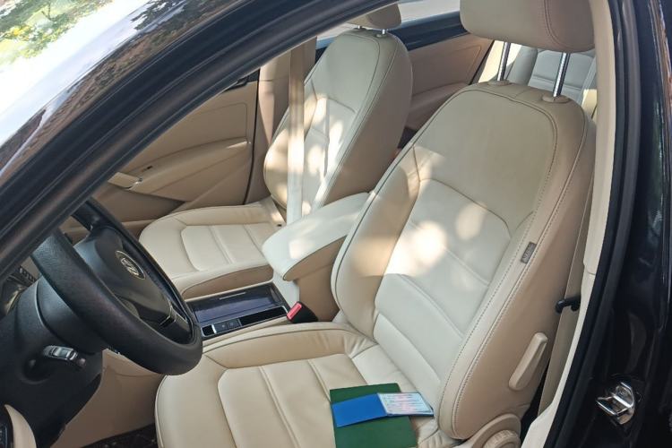 Used Volkswagen Passat 2013 1.8TSI DSG Prestige Edition Left Front Seat