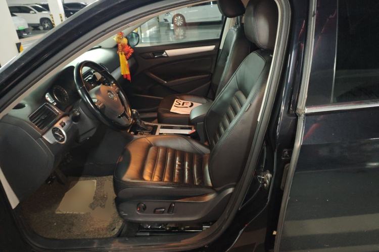 Used Volkswagen Passat 2013 1.8TSI DSG Prestige Edition Left Front Seat
