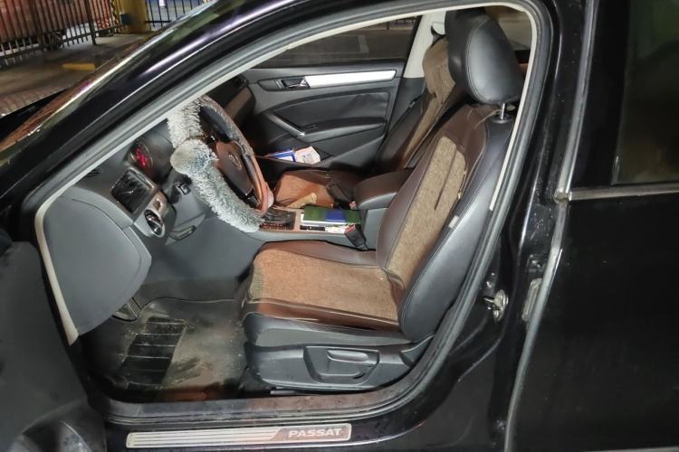 Used Volkswagen Passat 2013 1.8TSI DSG Prestige Edition Left Front Seat