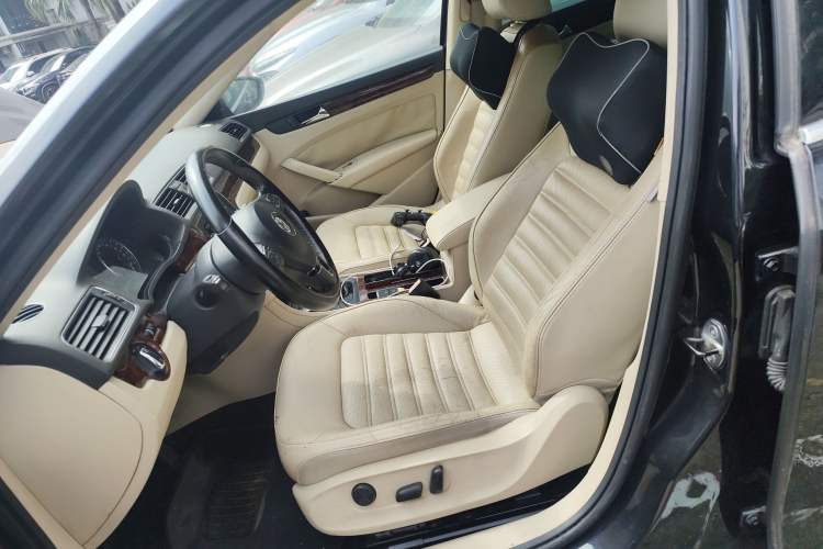 Used Volkswagen Passat 2013 2.0 TSI DSG Prestige Edition Left Front Seat