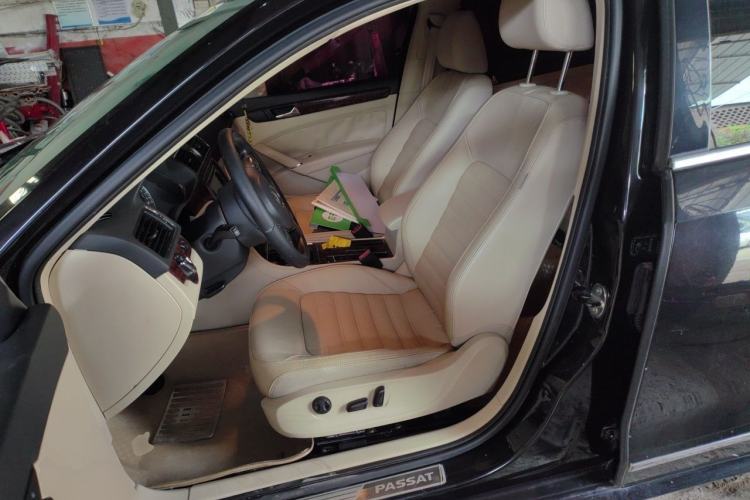 Used Volkswagen Passat 2013 1.8TSI DSG Prestige Edition Left Front Seat