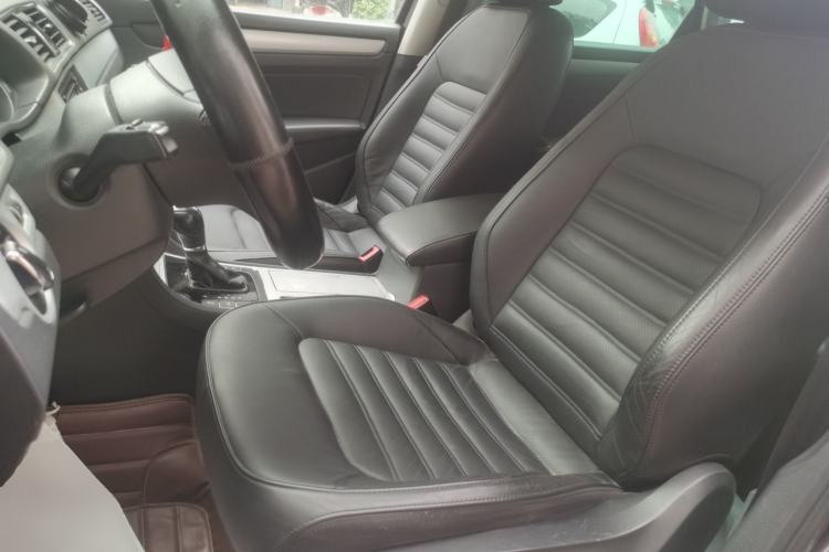 Used Volkswagen Passat 2013 1.8TSI DSG Prestige Edition Left Front Seat