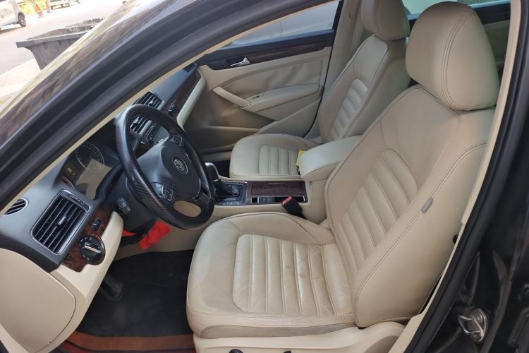 Used Volkswagen Passat 2013 1.8TSI DSG Prestige Edition Left Front Seat