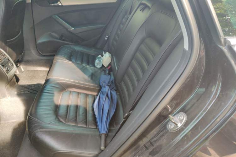 Used Volkswagen Passat 2013 1.8TSI DSG Prestige Edition Left Rear Seat