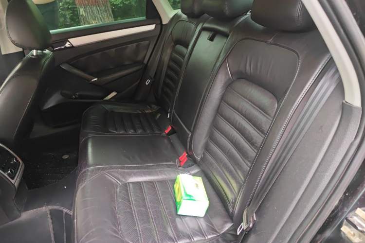 Used Volkswagen Passat 2013 1.8TSI DSG Prestige Edition Left Rear Seat