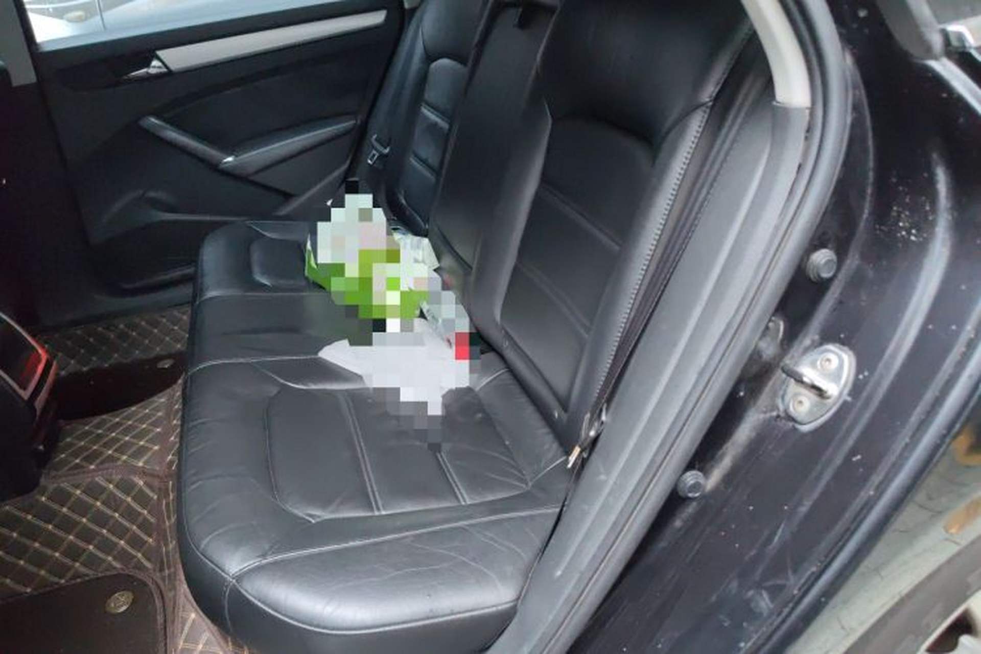 Used Volkswagen Passat 2013 1.8TSI DSG Government Procurement Edition Left Rear Seat