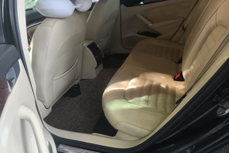 Used Volkswagen Passat 2013 1.8TSI DSG Prestige Edition Left Rear Seat
