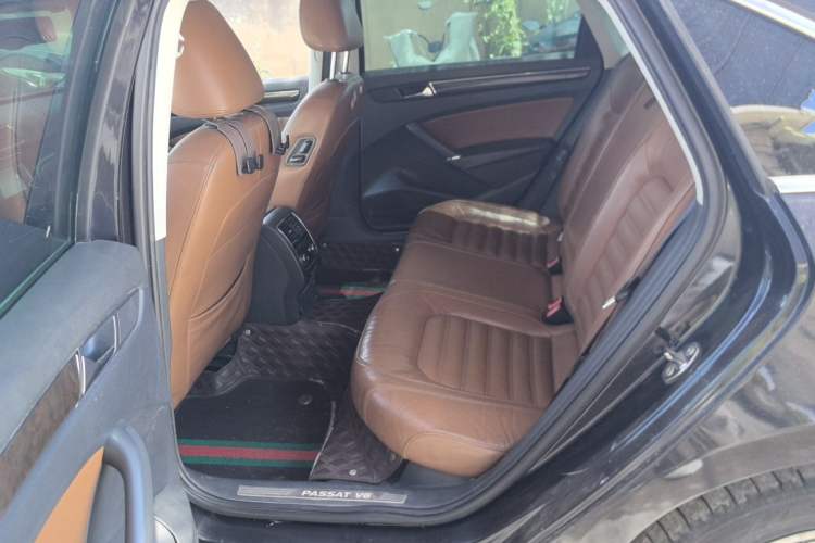 Used Volkswagen Passat 2013 3.0L V6 DSG Flagship Edition Left Rear Seat