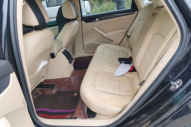 Used Volkswagen Passat 2013 1.4TSI Manual Prestige Edition Left Rear Seat