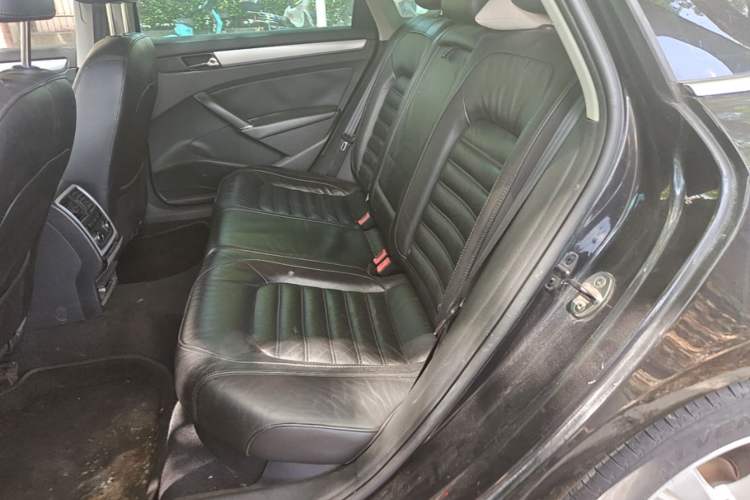 Used Volkswagen Passat 2013 1.8TSI DSG Prestige Edition Left Rear Seat