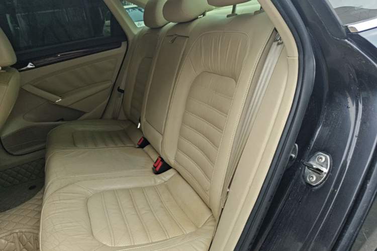 Used Volkswagen Passat 2013 1.8TSI DSG Prestige Edition Left Rear Seat