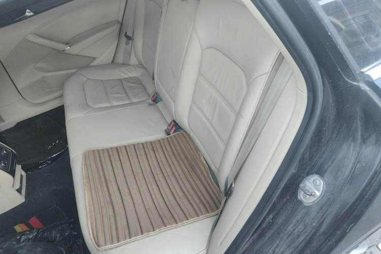 Used Volkswagen Passat 2013 1.8TSI DSG Prestige Edition Left Rear Seat