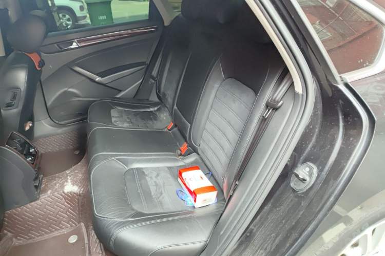 Used Volkswagen Passat 2013 2.0 TSI DSG Ultimate Edition Left Rear Seat