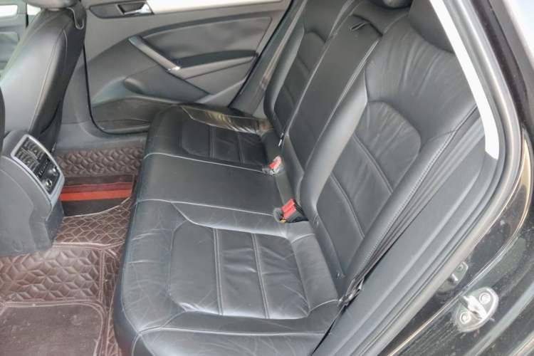 Used Volkswagen Passat 2013 1.8TSI DSG Prestige Edition Left Rear Seat