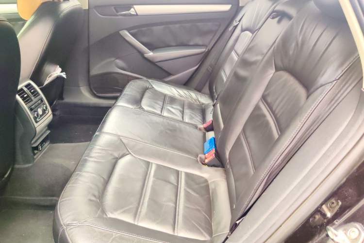 Used Volkswagen Passat 2013 1.8TSI DSG Prestige Edition Left Rear Seat