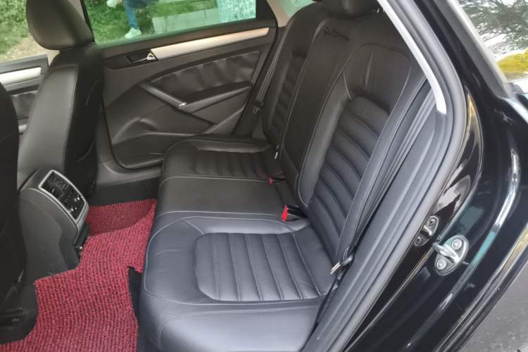 Used Volkswagen Passat 2013 2.0 TSI DSG Prestige Edition Left Rear Seat