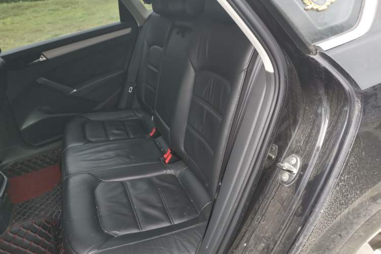 Used Volkswagen Passat 2013 1.8TSI DSG Government Procurement Edition Left Rear Seat