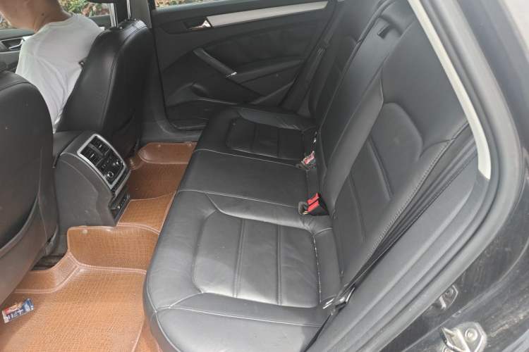 Used Volkswagen Passat 2013 1.8TSI DSG Prestige Edition Left Rear Seat