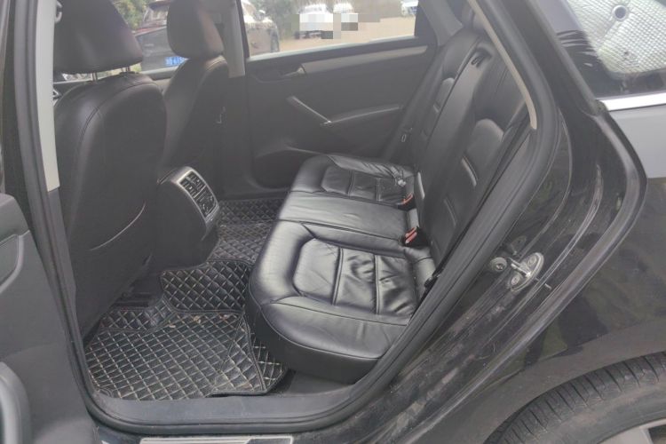 Used Volkswagen Passat 2013 1.8TSI DSG Prestige Edition Left Rear Seat