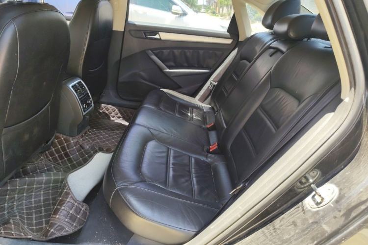 Used Volkswagen Passat 2013 1.8TSI DSG Prestige Edition Left Rear Seat