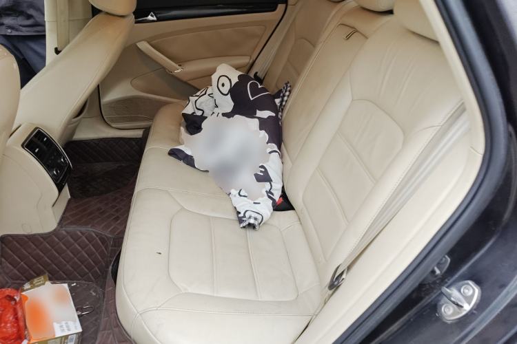 Used Volkswagen Passat 2013 1.8TSI DSG Prestige Edition Left Rear Seat