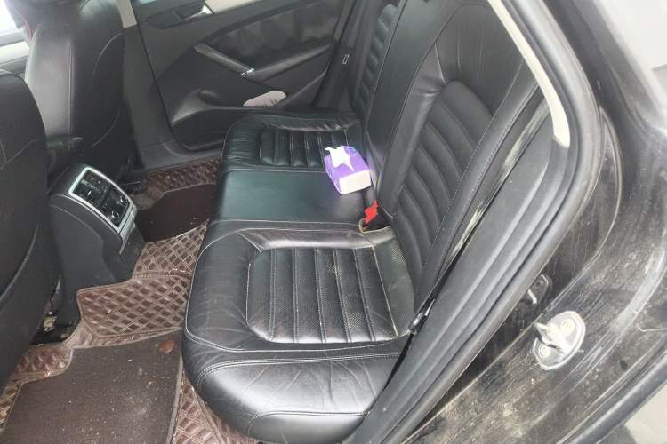 Used Volkswagen Passat 2013 1.8TSI DSG Ultimate Edition Left Rear Seat