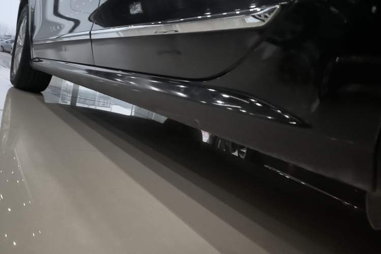 Used Volkswagen Passat 2013 1.8TSI DSG Prestige Edition Left Side Sill