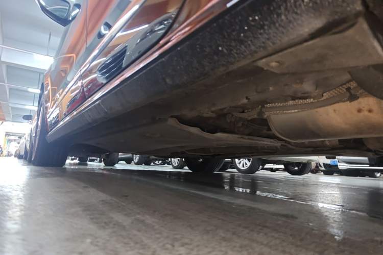 Used Volkswagen Passat 2013 1.8TSI DSG Prestige Edition Left Side Sill