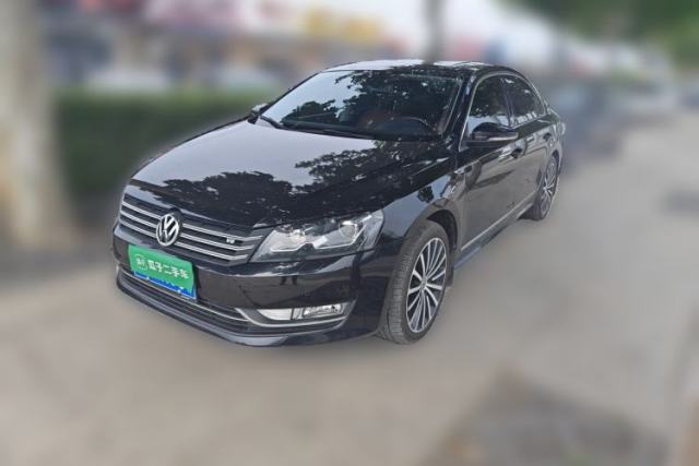 Używany Volkswagen Passat 2013 3.0L V6 DSG Flagship Edition