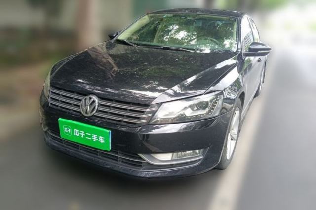 Ojetý Volkswagen Passat 2013 2.0 TSI DSG Ultimate Edition