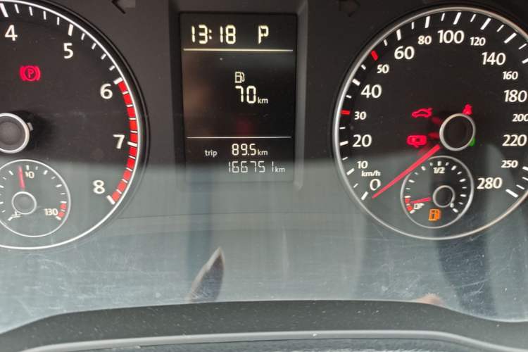 Used Volkswagen Passat 2013 1.8TSI DSG Prestige Edition Odometer Close Up
