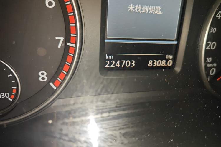 Used Volkswagen Passat 2013 3.0L V6 DSG Flagship Edition Odometer Close Up